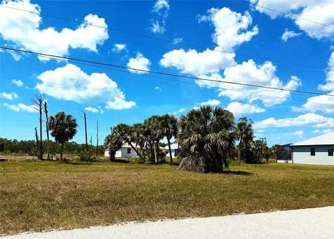 241 W Pine Valley Lane Rotonda West FL 33947