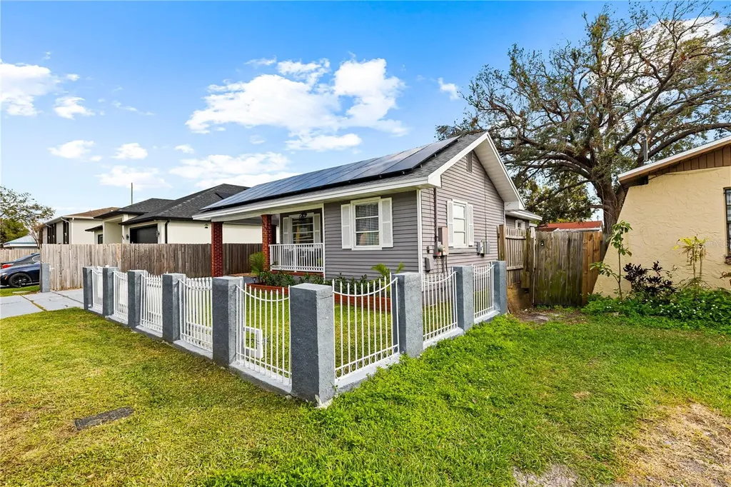 2912 W Frierson Avenue W Tampa FL 33614