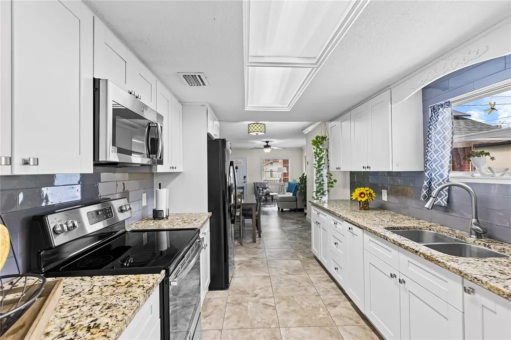 2912 W Frierson Avenue W Tampa FL 33614