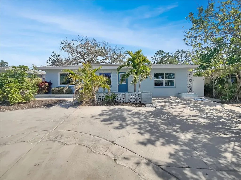 2826 46th Street S Gulfport FL 33711