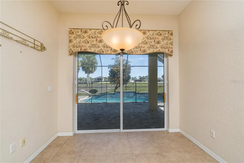 1038 Emerald Dunes Drive Sun City Center FL 33573