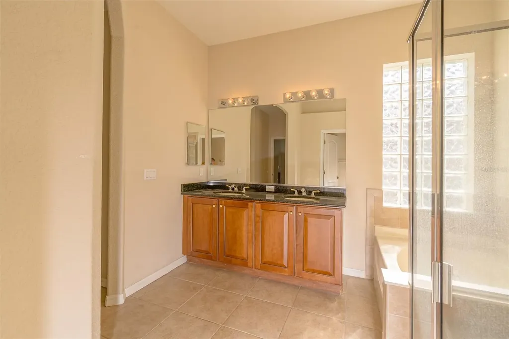 1038 Emerald Dunes Drive Sun City Center FL 33573