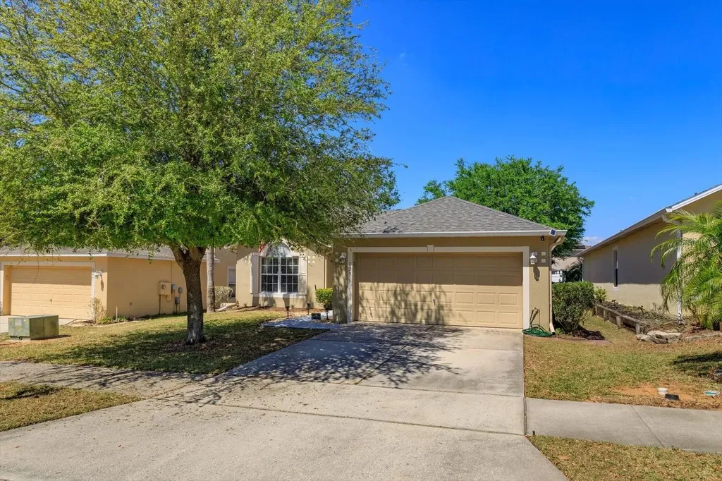 129 Cabrillo Drive Groveland FL 34736