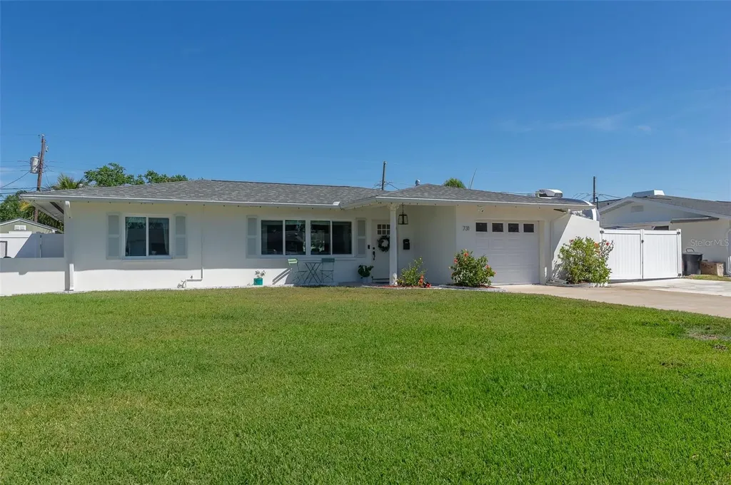 731 44th Avenue NE St Petersburg FL 33703