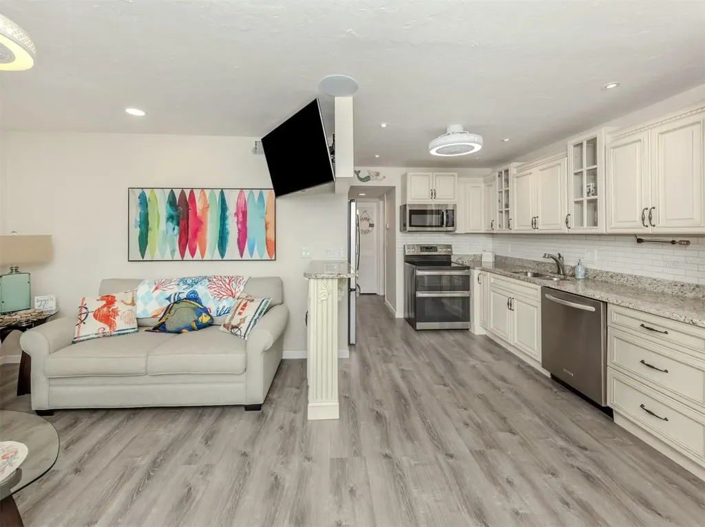 1001 Inlet Circle Venice FL 34285