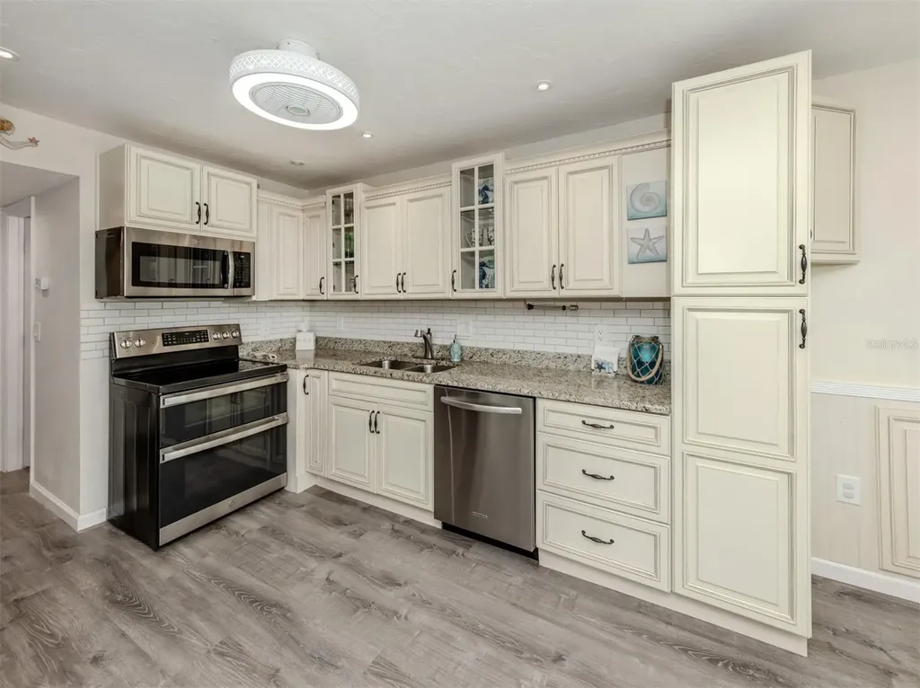 1001 Inlet Circle Venice FL 34285
