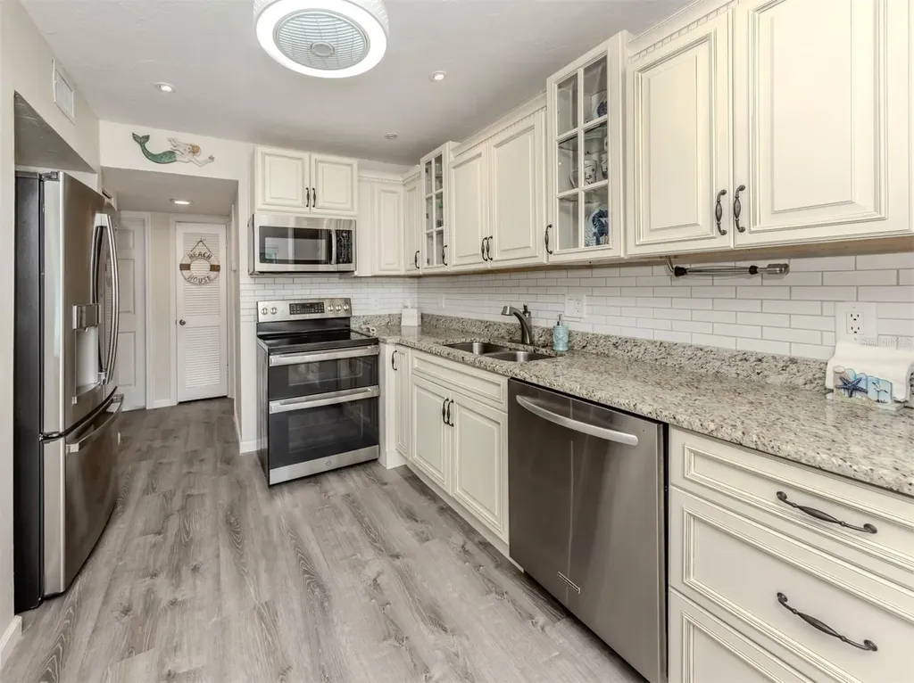 1001 Inlet Circle Venice FL 34285