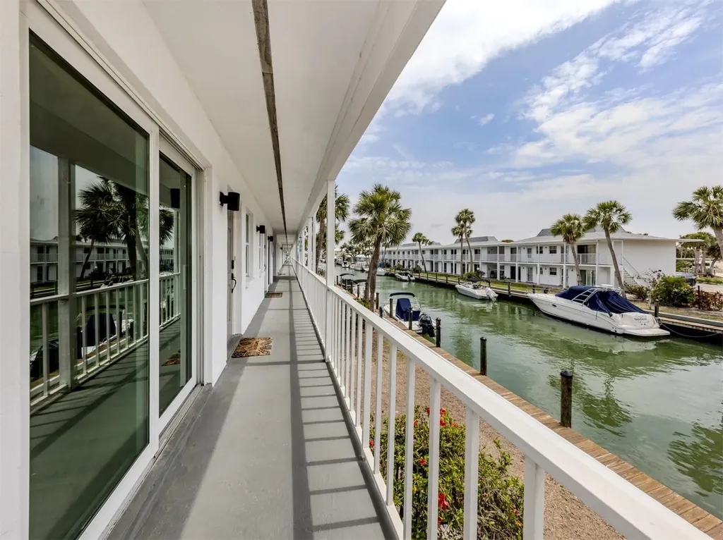 1001 Inlet Circle Venice FL 34285