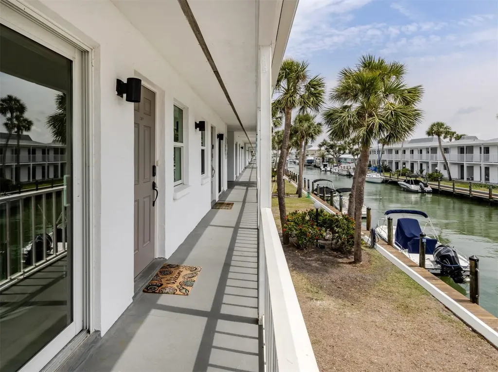 1001 Inlet Circle Venice FL 34285