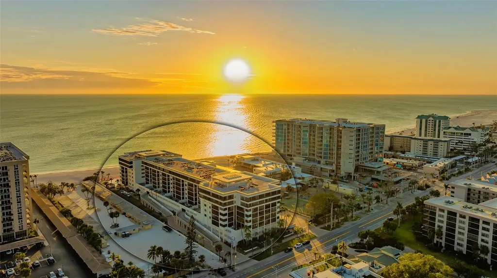 1104 Benjamin Franklin Drive Sarasota FL 34236