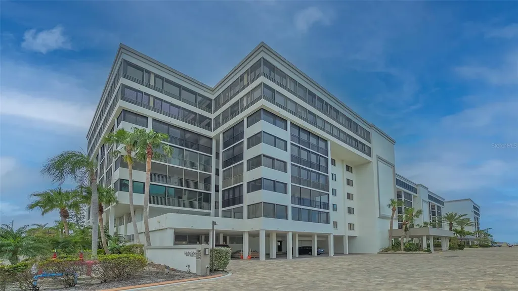 1104 Benjamin Franklin Drive Sarasota FL 34236