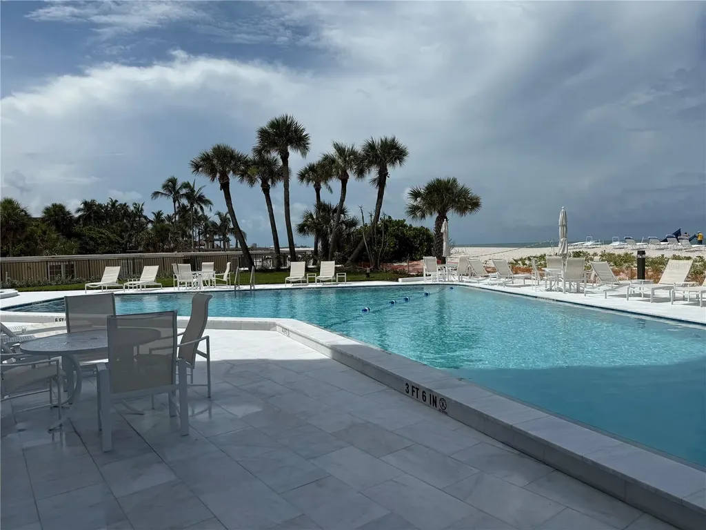 1104 Benjamin Franklin Drive Sarasota FL 34236