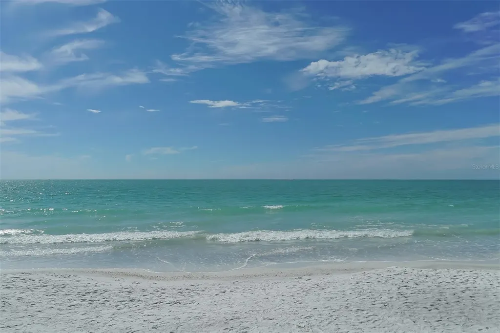 1104 Benjamin Franklin Drive Sarasota FL 34236