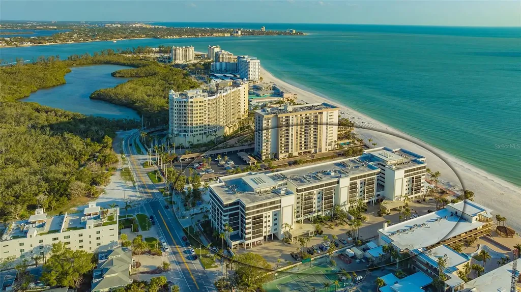 1104 Benjamin Franklin Drive Sarasota FL 34236