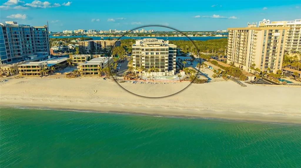 1104 Benjamin Franklin Drive Sarasota FL 34236