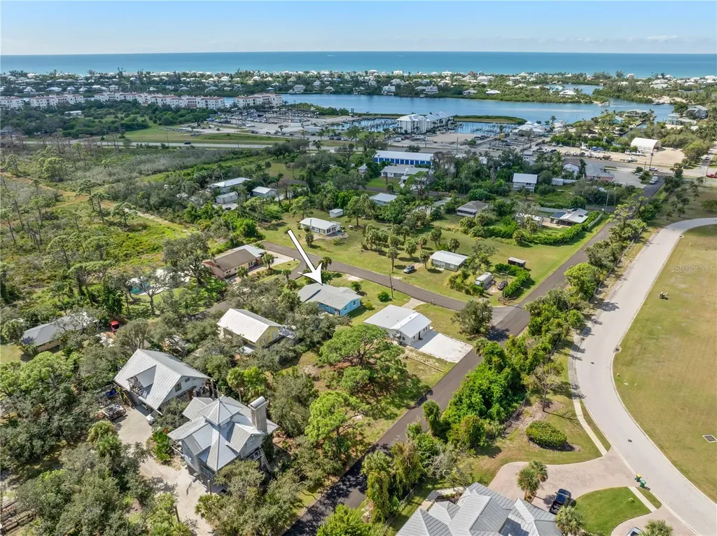7035 Duke Street Englewood FL 34224