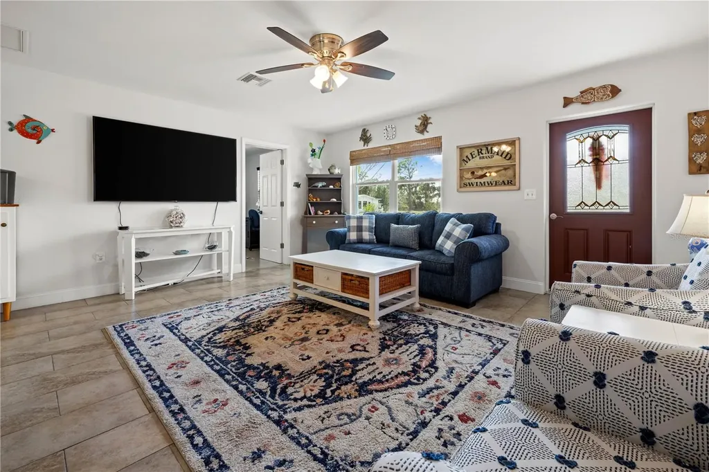 7035 Duke Street Englewood FL 34224