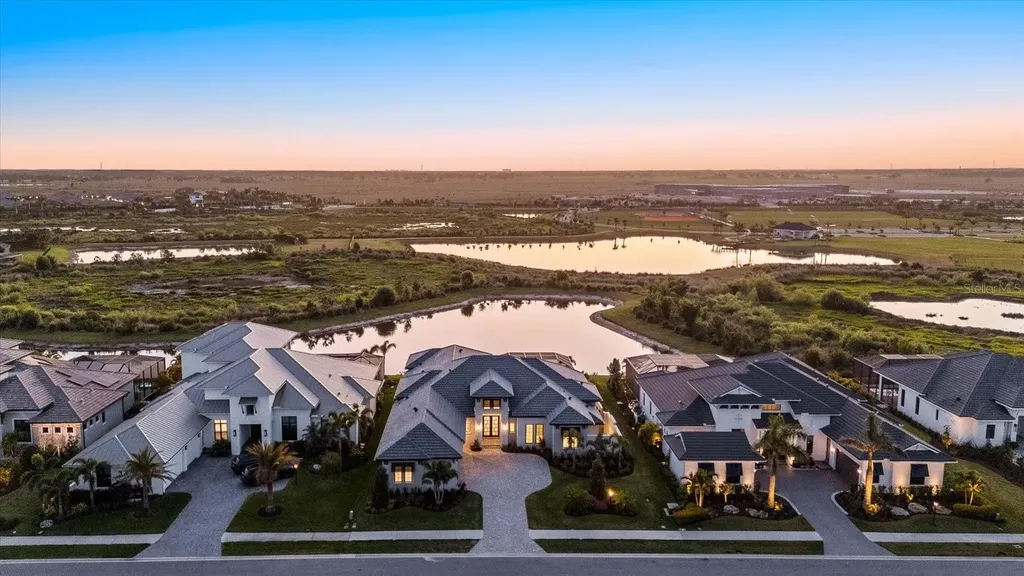 9241 Starry Night Avenue Sarasota FL 34241