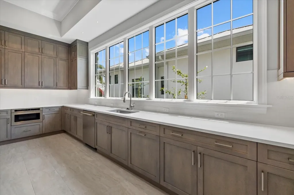 9241 Starry Night Avenue Sarasota FL 34241