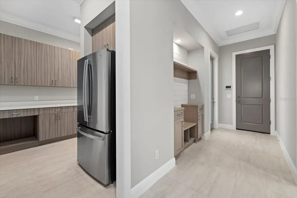 9241 Starry Night Avenue Sarasota FL 34241