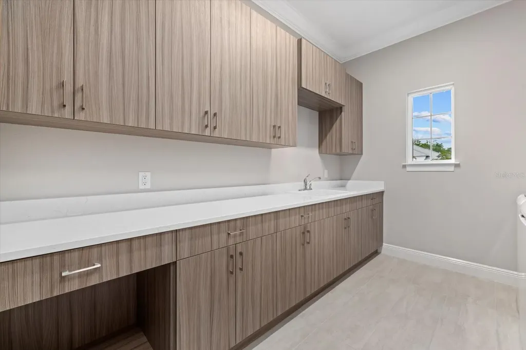 9241 Starry Night Avenue Sarasota FL 34241