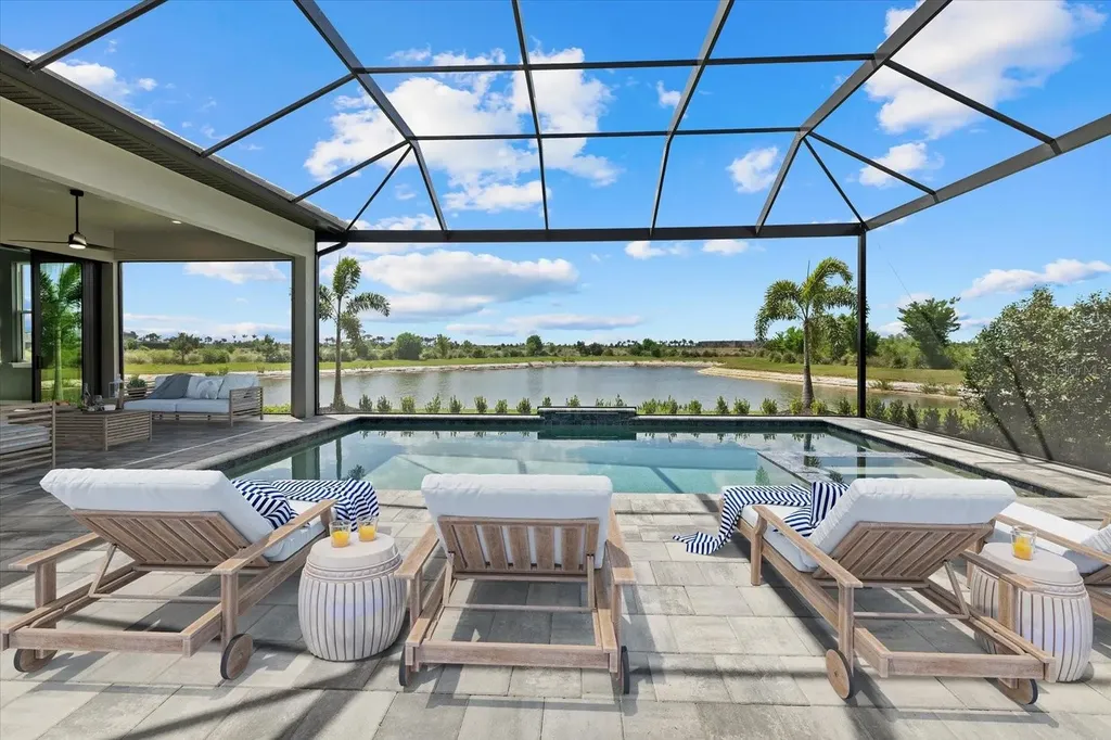 9241 Starry Night Avenue Sarasota FL 34241