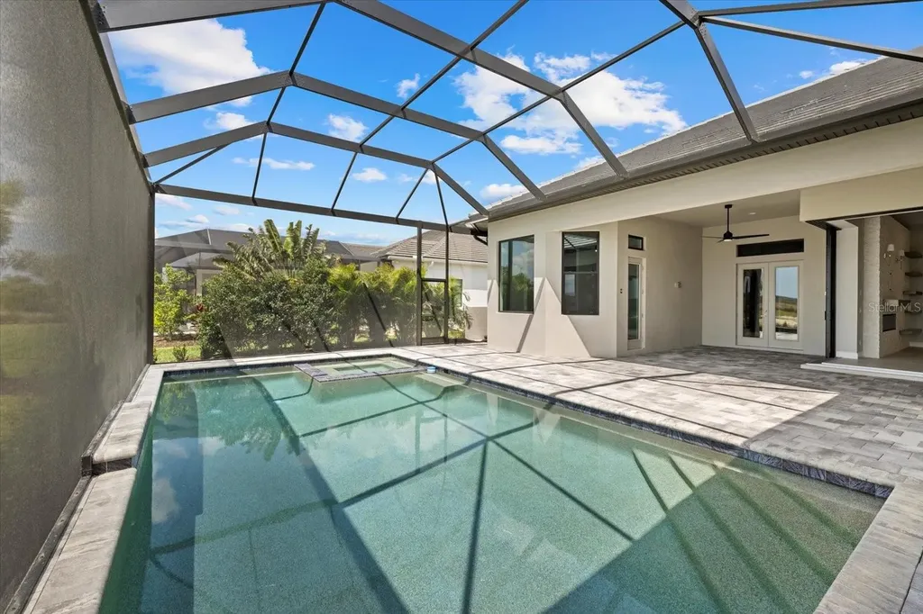 9241 Starry Night Avenue Sarasota FL 34241