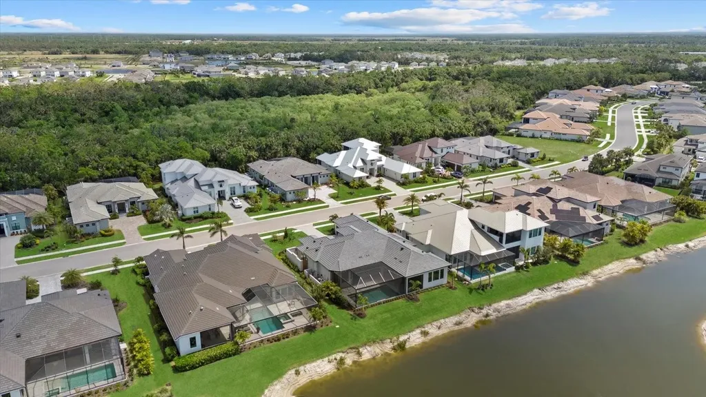 9241 Starry Night Avenue Sarasota FL 34241
