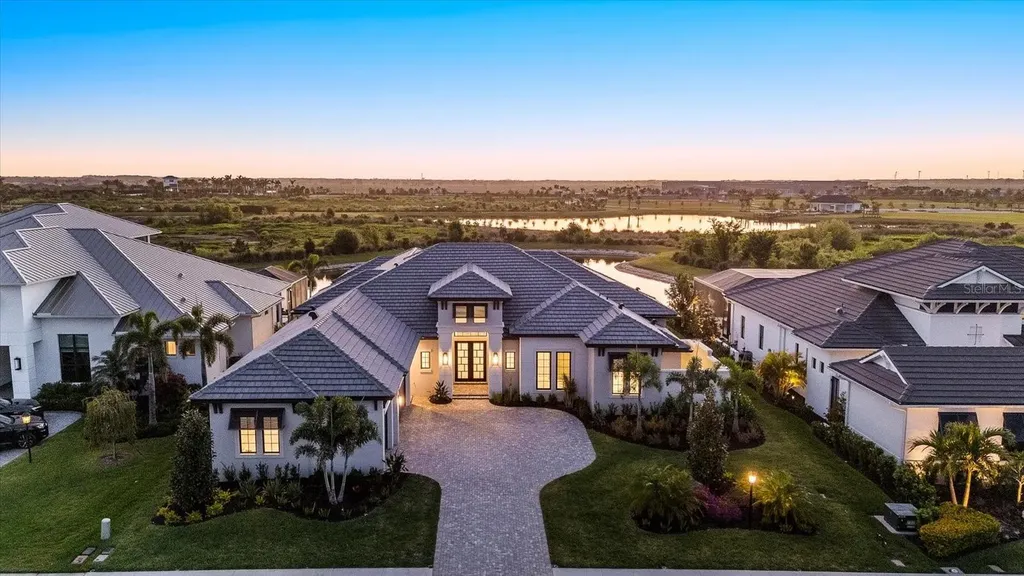 9241 Starry Night Avenue Sarasota FL 34241