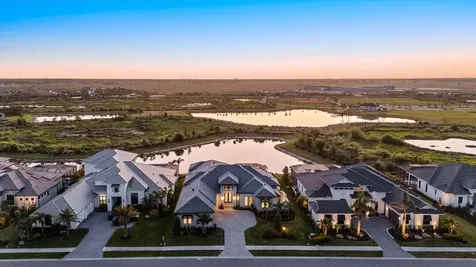 9241 Starry Night Avenue Sarasota FL 34241