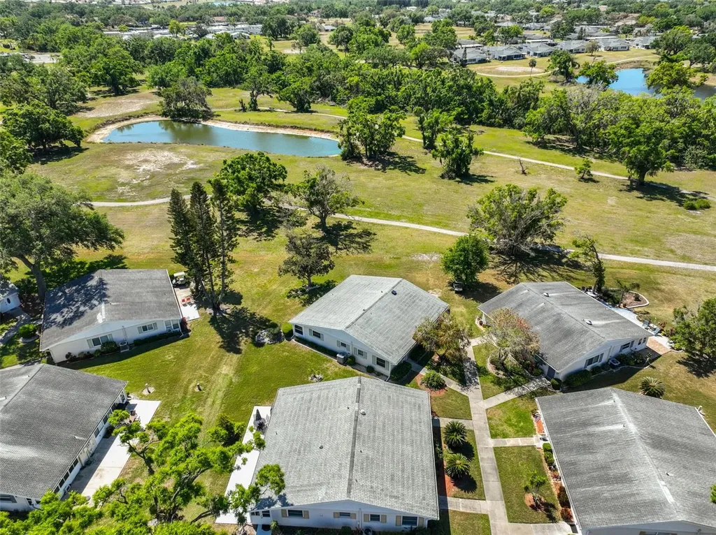 2202 Clubhouse Drive Sun City Center FL 33573