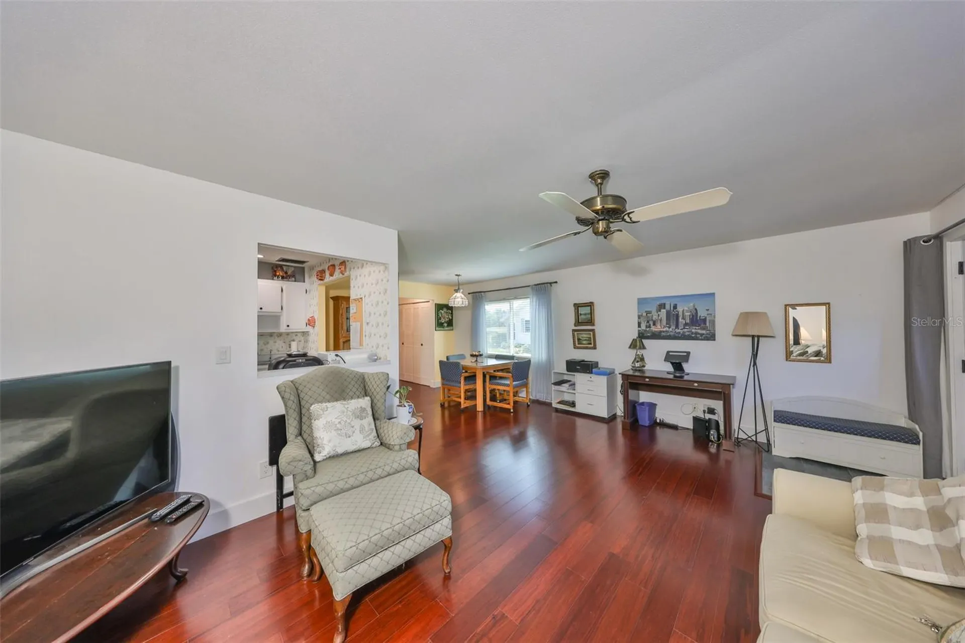 2202 Clubhouse Drive Sun City Center FL 33573
