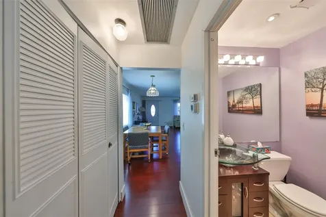 2202 Clubhouse Drive Sun City Center FL 33573
