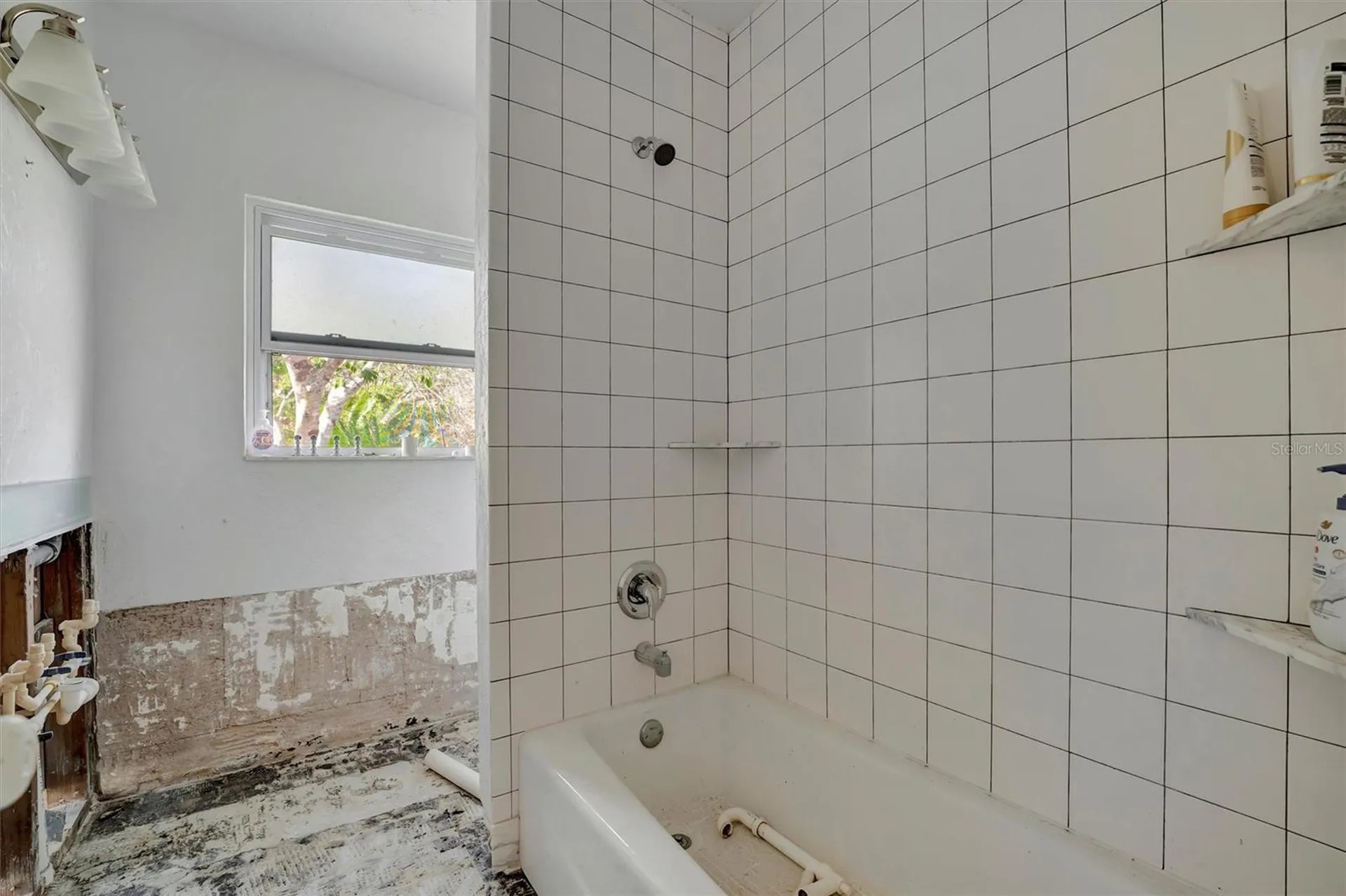 8555 Heron Lagoon Circle Sarasota FL 34242