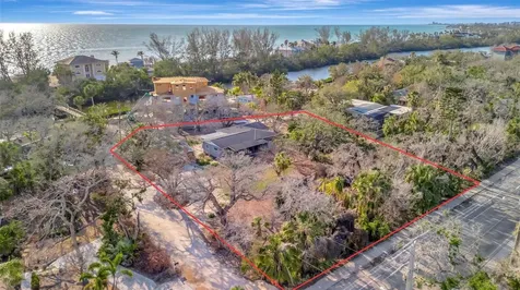 8555 Heron Lagoon Circle Sarasota FL 34242