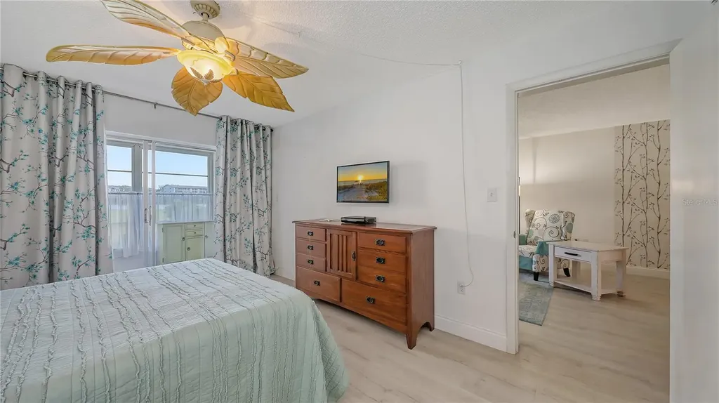 3845 Lake Bayshore Drive Bradenton FL 34205