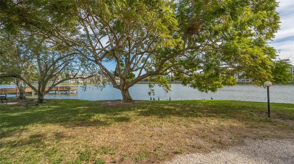 3845 Lake Bayshore Drive Bradenton FL 34205