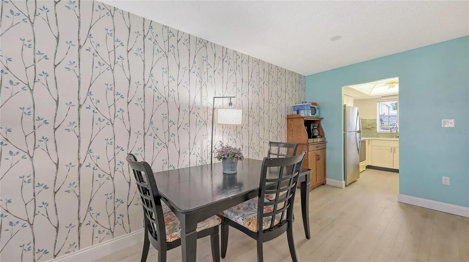 3845 Lake Bayshore Drive Bradenton FL 34205