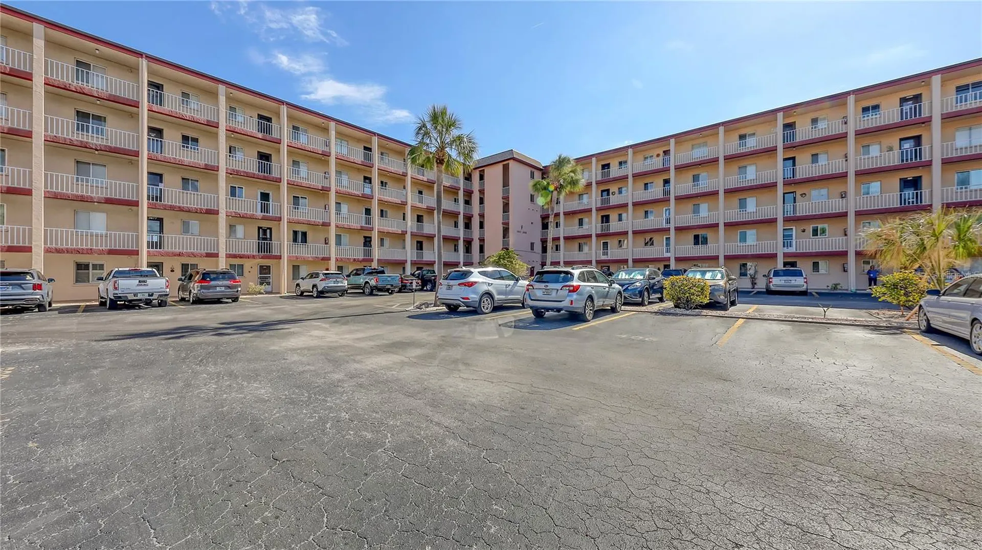 3845 Lake Bayshore Drive Bradenton FL 34205