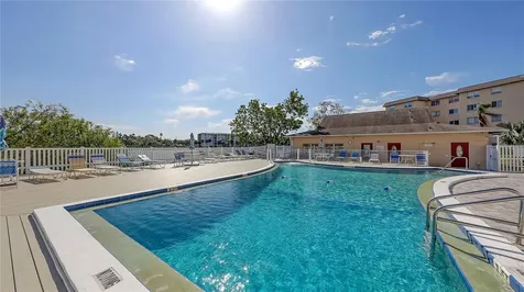 3845 Lake Bayshore Drive Bradenton FL 34205