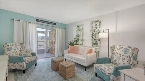 3845 Lake Bayshore Drive Bradenton FL 34205