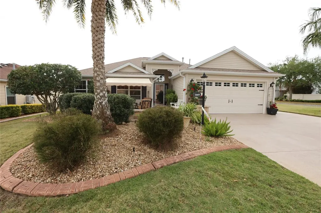 1669 Plum Branch Terrace The Villages FL 32162