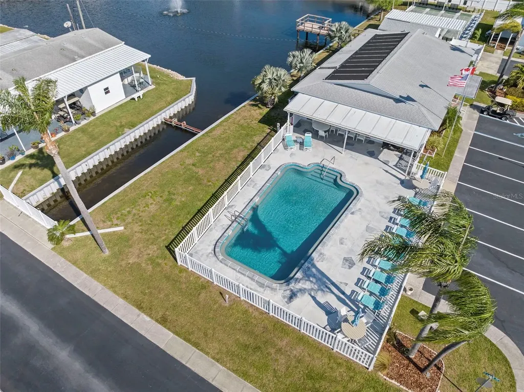 130 Patricia Avenue Dunedin FL 34698
