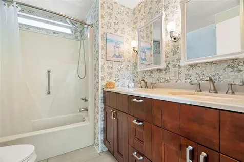 130 Patricia Avenue Dunedin FL 34698