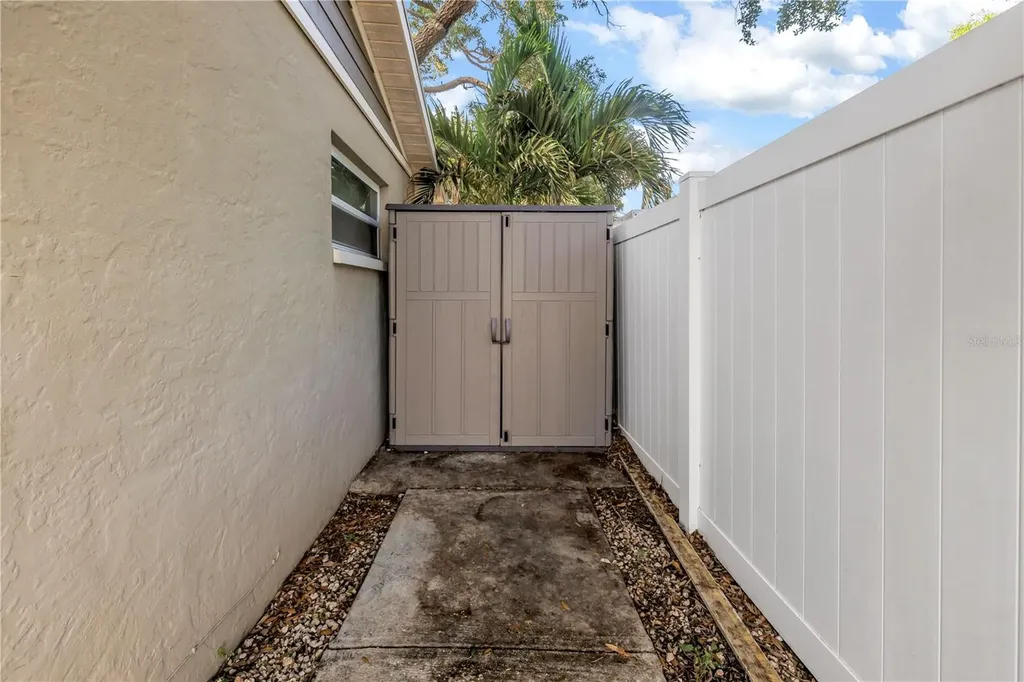 712 43rd Avenue N St Petersburg FL 33703