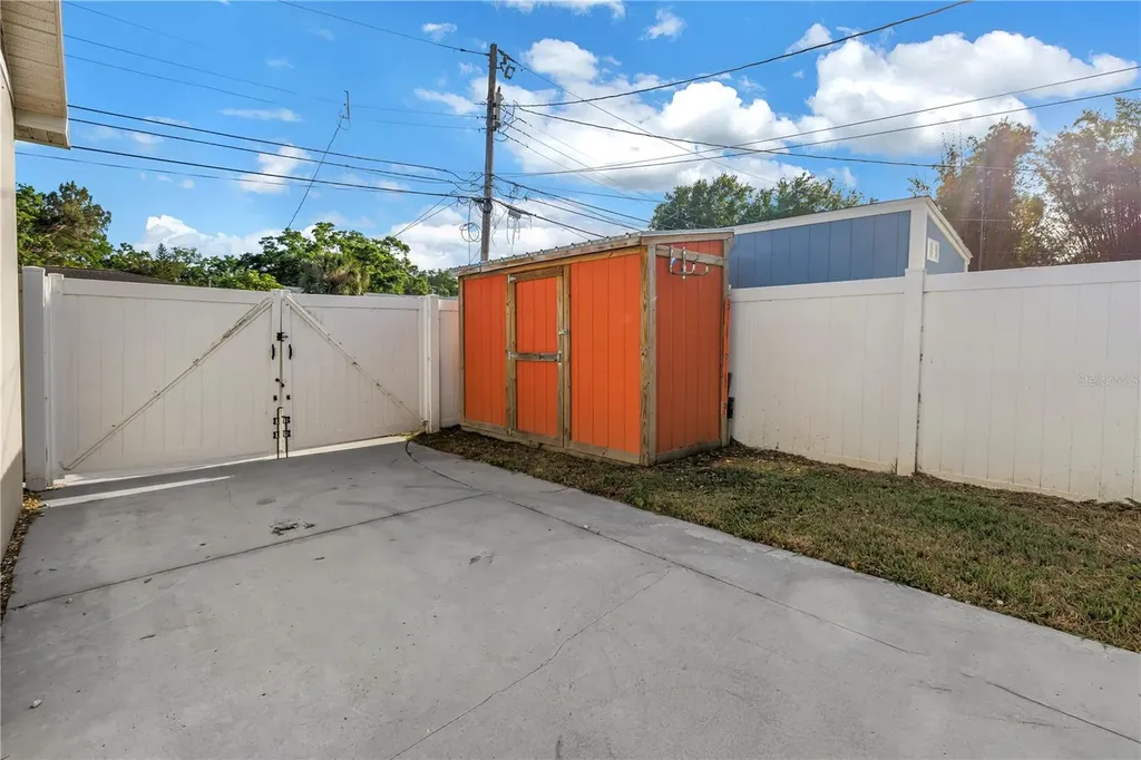 712 43rd Avenue N St Petersburg FL 33703