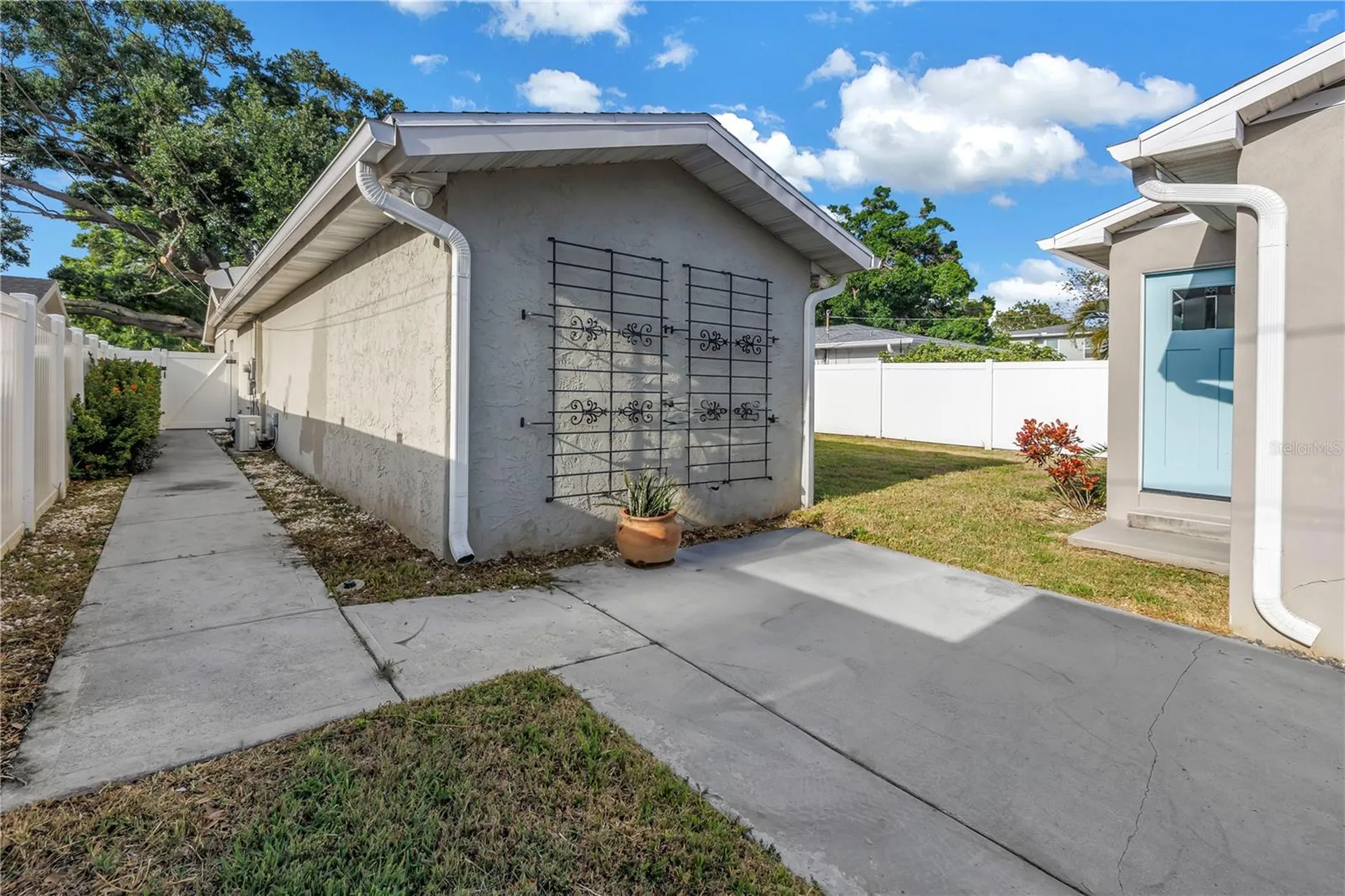 712 43rd Avenue N St Petersburg FL 33703