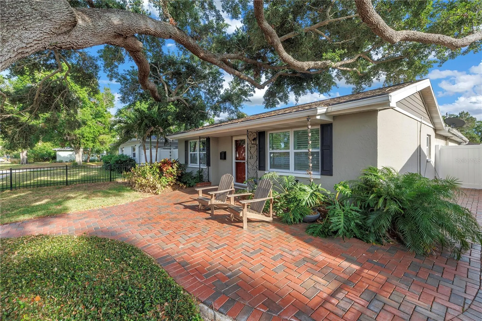 712 43rd Avenue N St Petersburg FL 33703