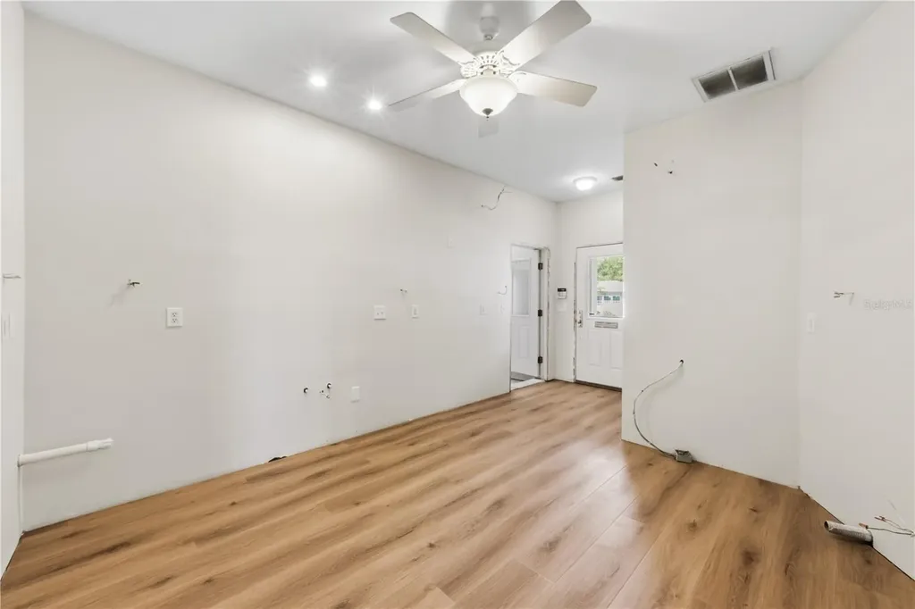 2305 Riverview Boulevard Bradenton FL 34205
