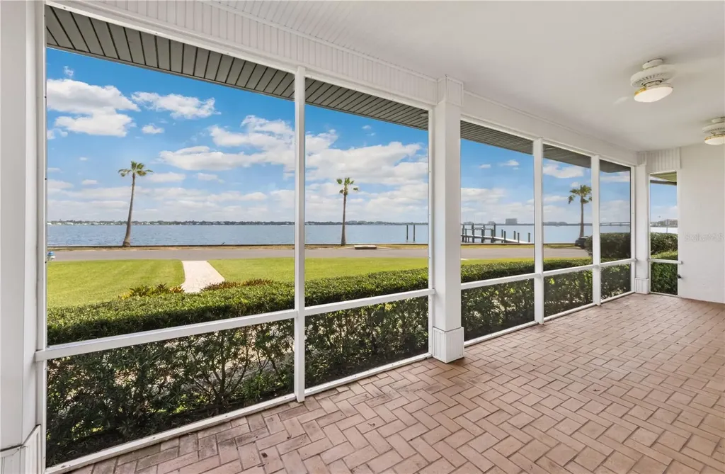 2305 Riverview Boulevard Bradenton FL 34205